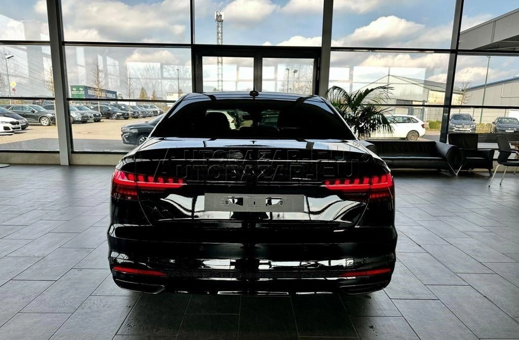 Audi A4 40 2.0 TFSI mHEV S line S tronic