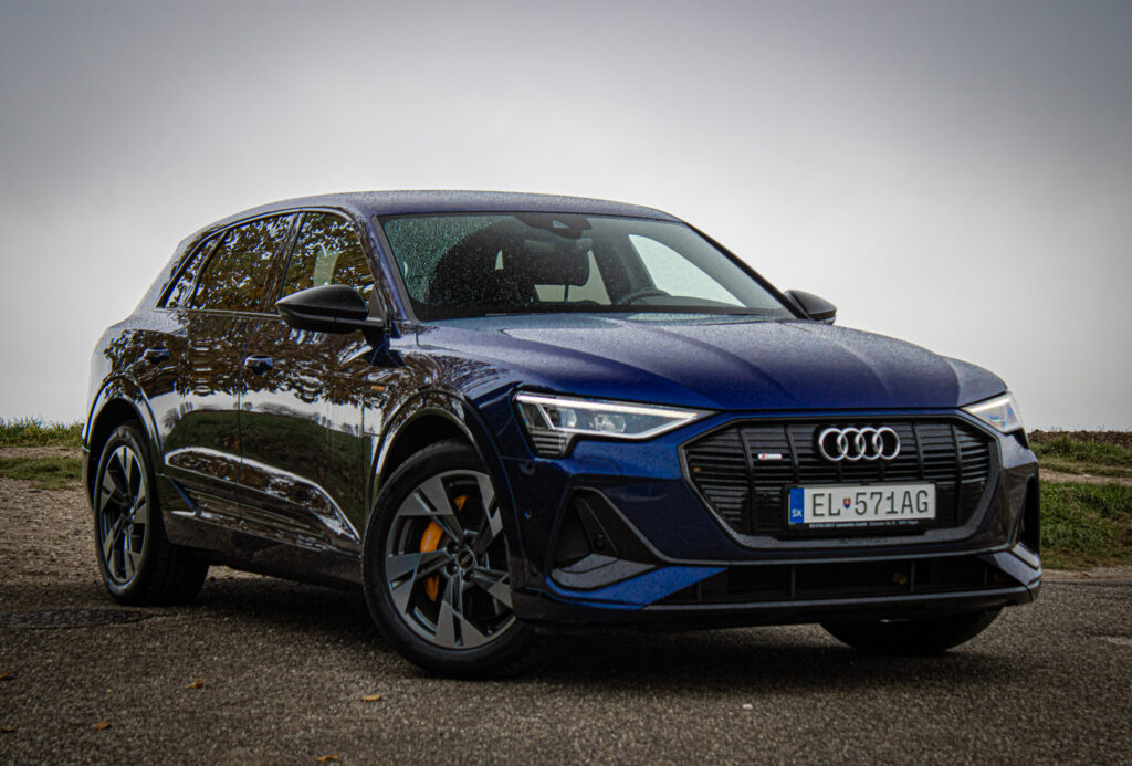 Audi e-tron