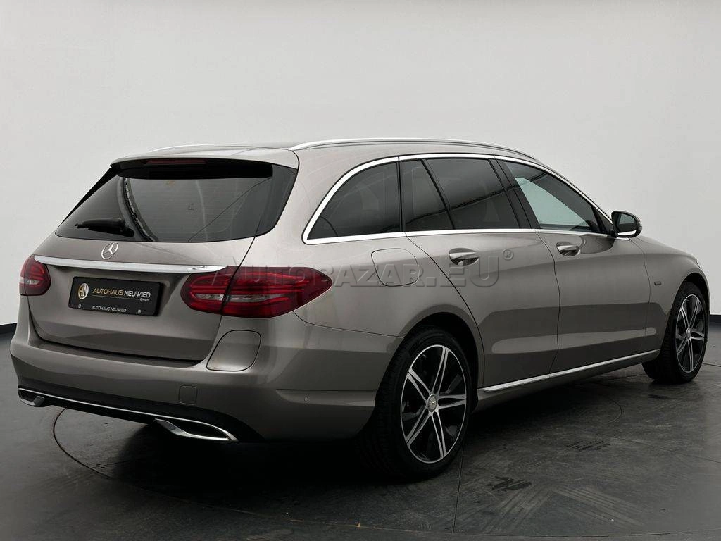 Mercedes-Benz C trieda Kombi Mercedes Benz  300de T 9G Avantgarde