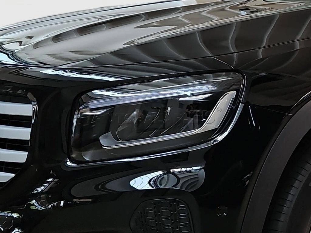 Mercedes-Benz GLB 180 mHEV A/T