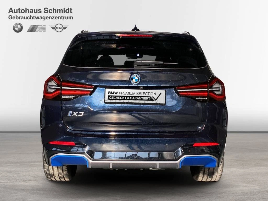 BMW iX3 A/T