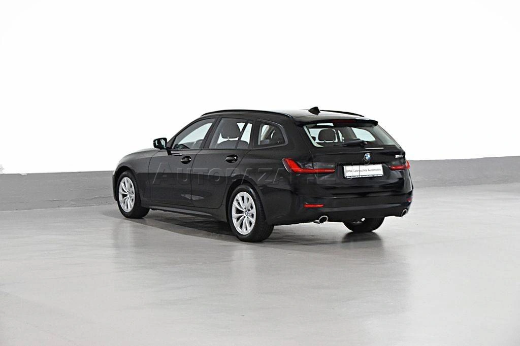 BMW Rad 3 Touring 320d  A/T