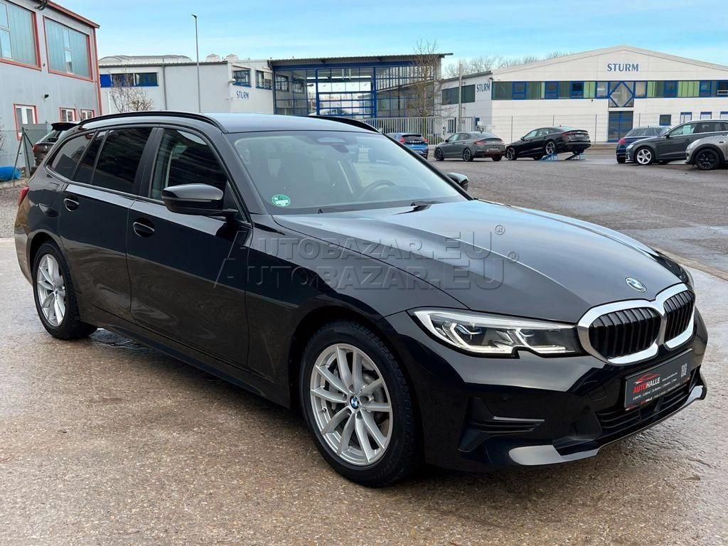 BMW rad 3 Touring 330i Touring A/T