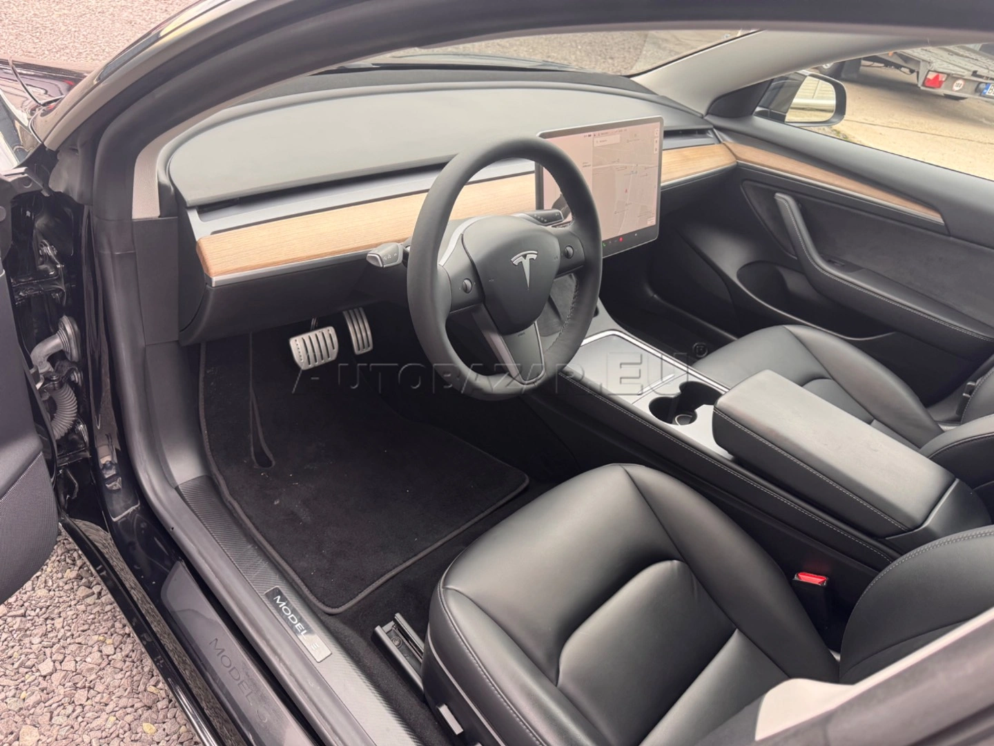 Tesla Model 3 2021 na predaj – fotografia 23