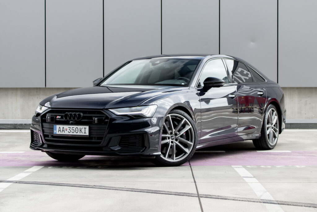Audi S6