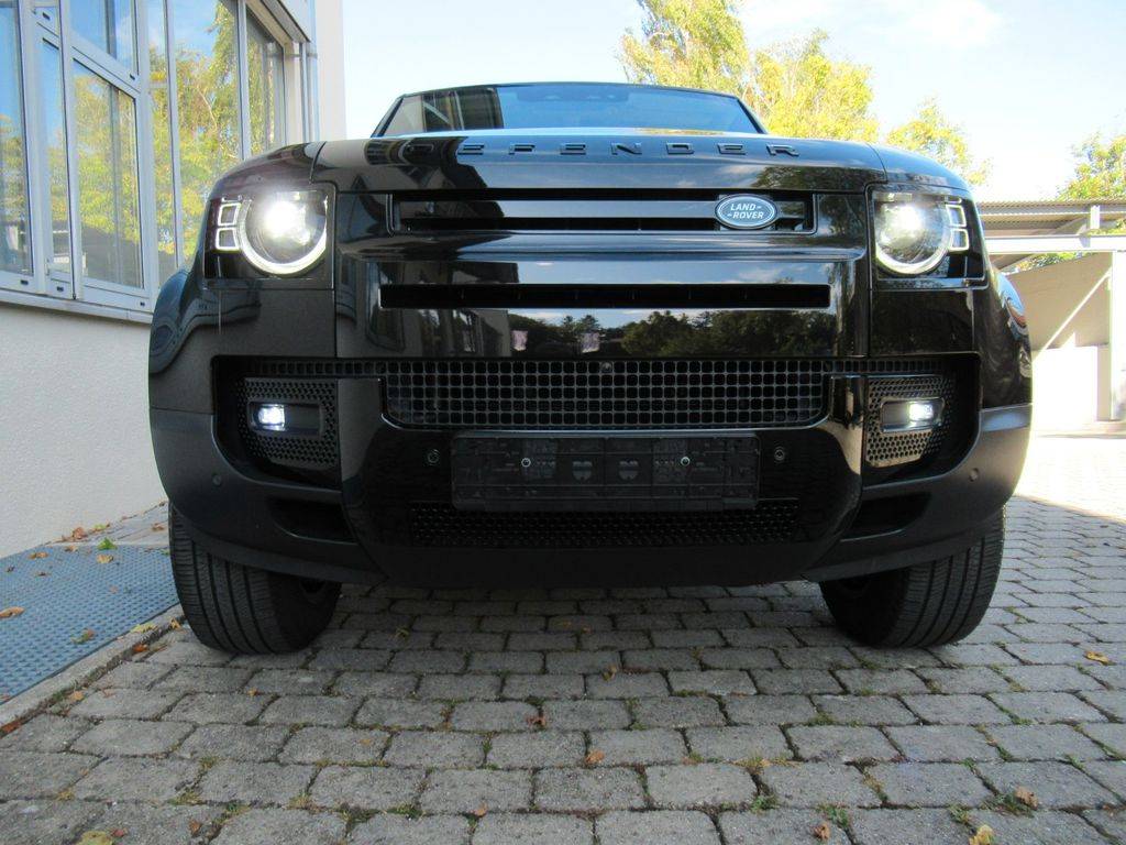 Land Rover Defender 110 2.0D SD4 240k SE A/T AWD