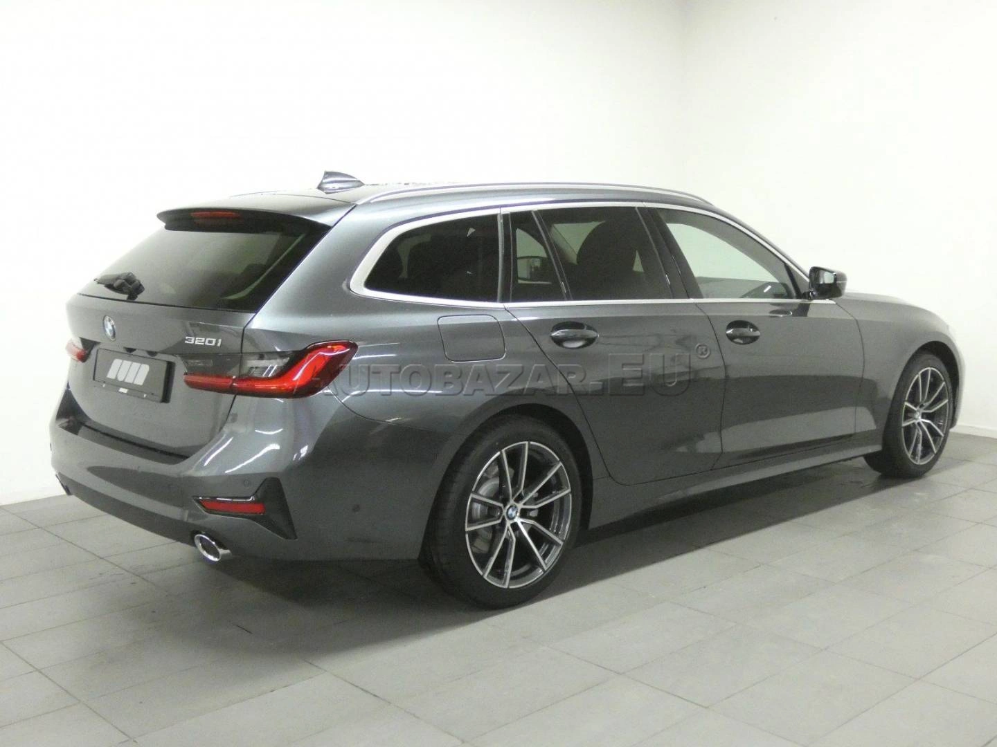 BMW Rad 3 Touring 320i  A/T