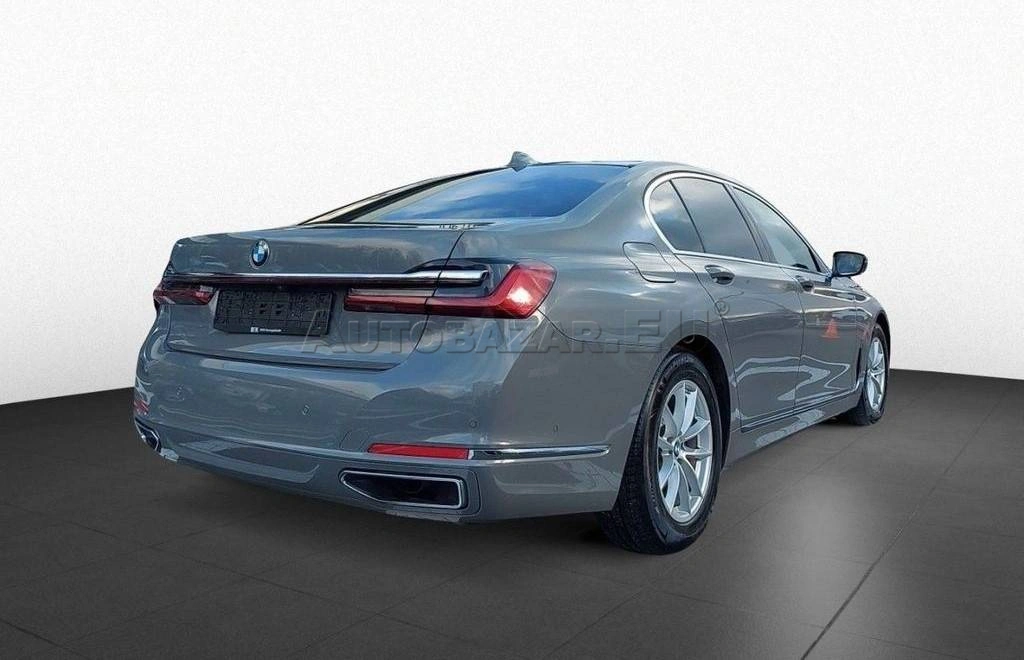 BMW Rad 7 730d mHEV A/T