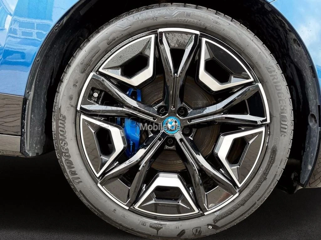 BMW iX XDrive40