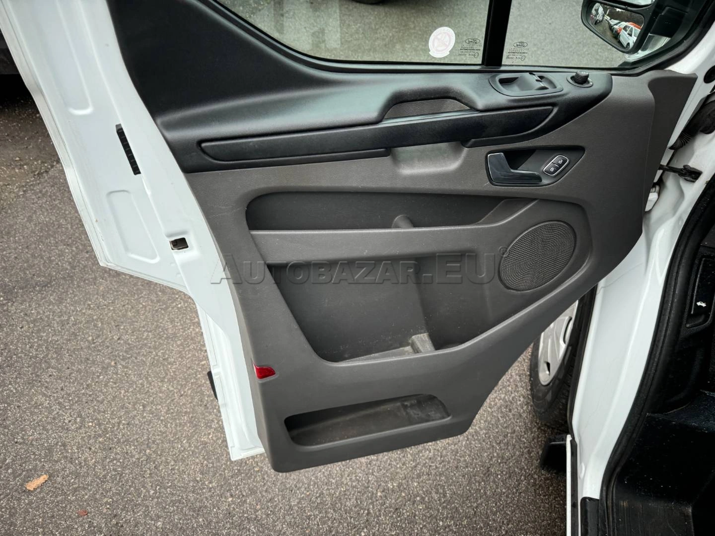 Ford Transit Custom 2019 na predaj – fotografia 13