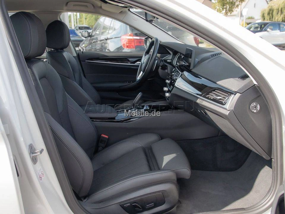 BMW Rad 5 Touring 530d xDrive A/T