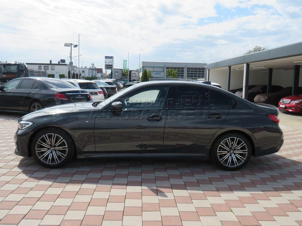 BMW rad 3 320i A/T