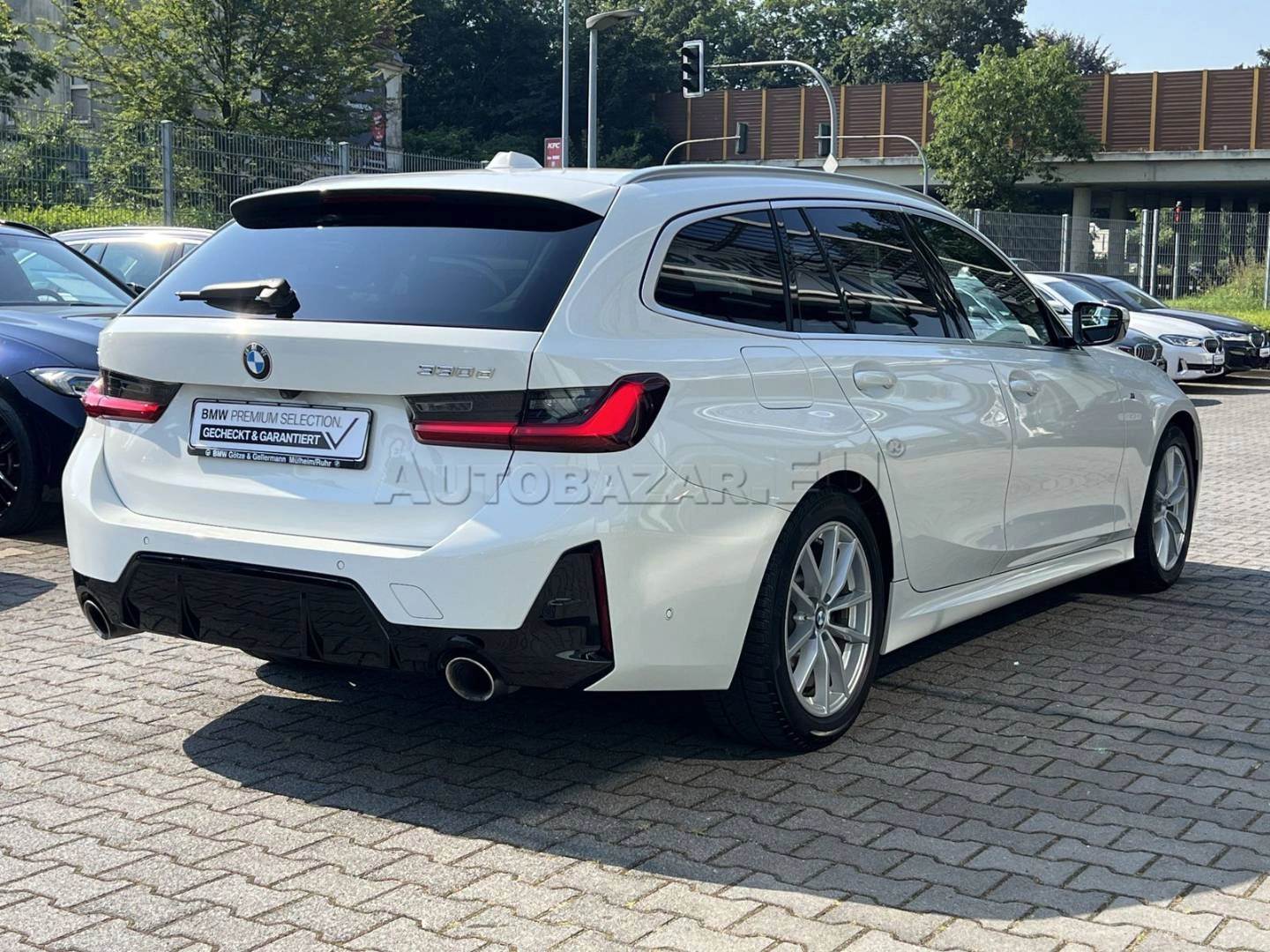 BMW Rad 3 Touring 330d mHEV  A/T