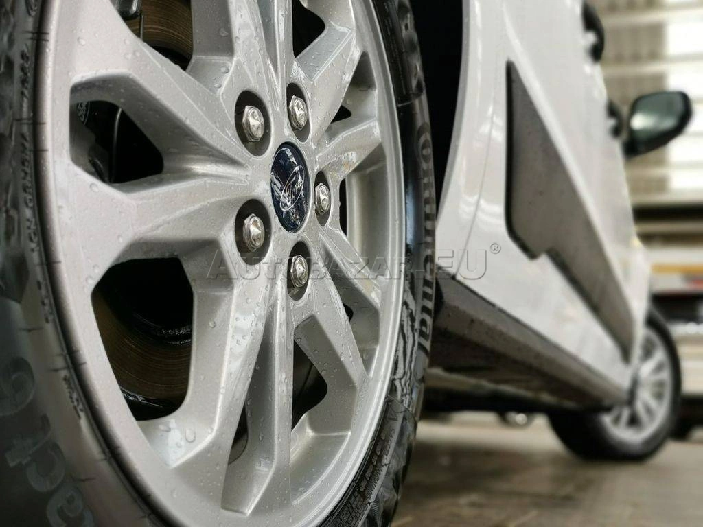 Ford Transit Connect 1.5TDCi EcoBlue Trend L2 T230 A/T