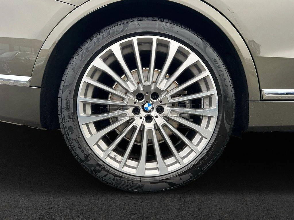 BMW X7 xDrive 40d mHEV A/T