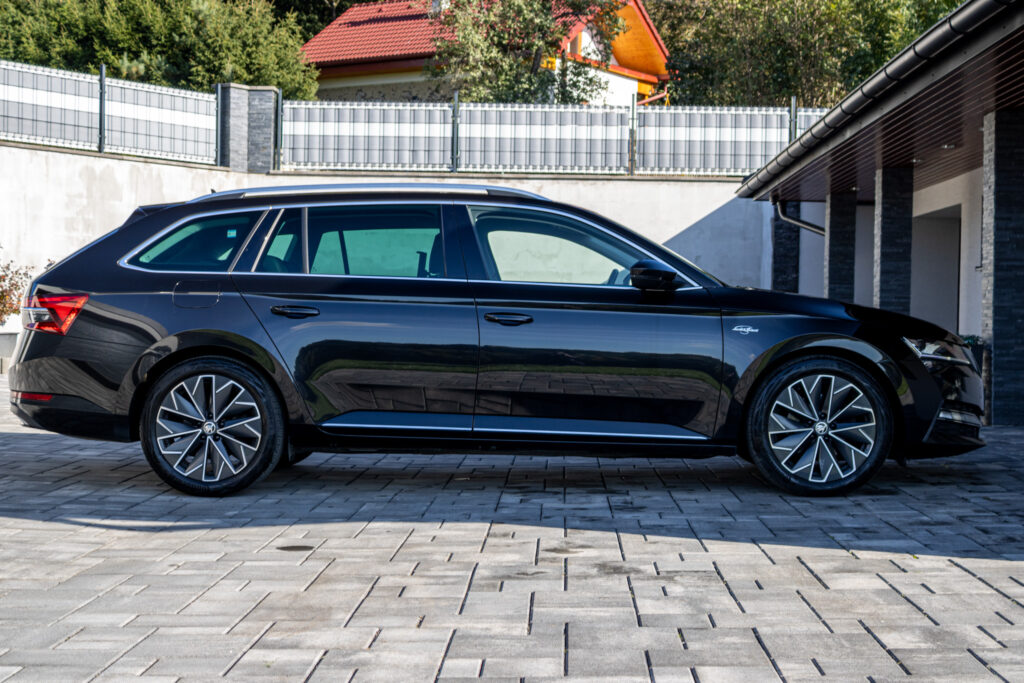 Škoda Superb Combi