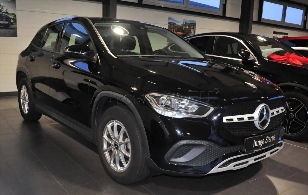 Mercedes-Benz GLA 200 d A/T