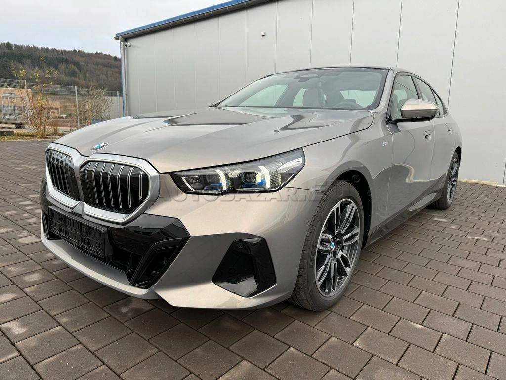 BMW Rad 5 520d mHEV xDrive A/T