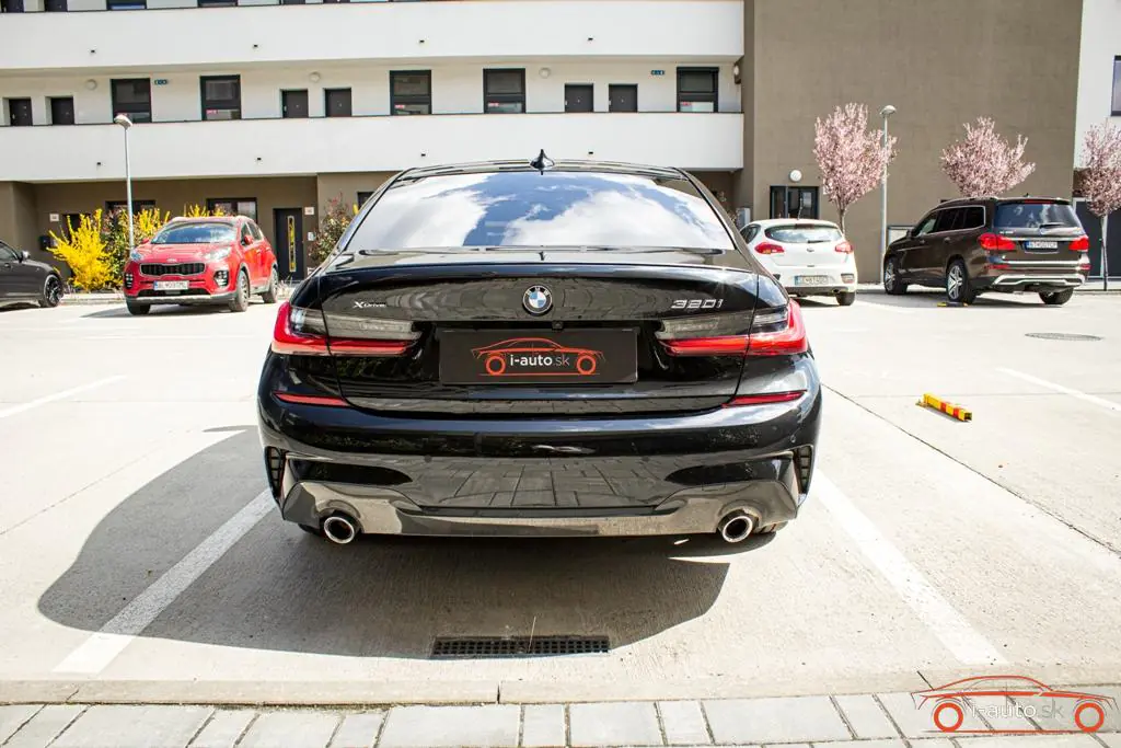 BMW Rad 3 2021 na predaj – fotografia 8