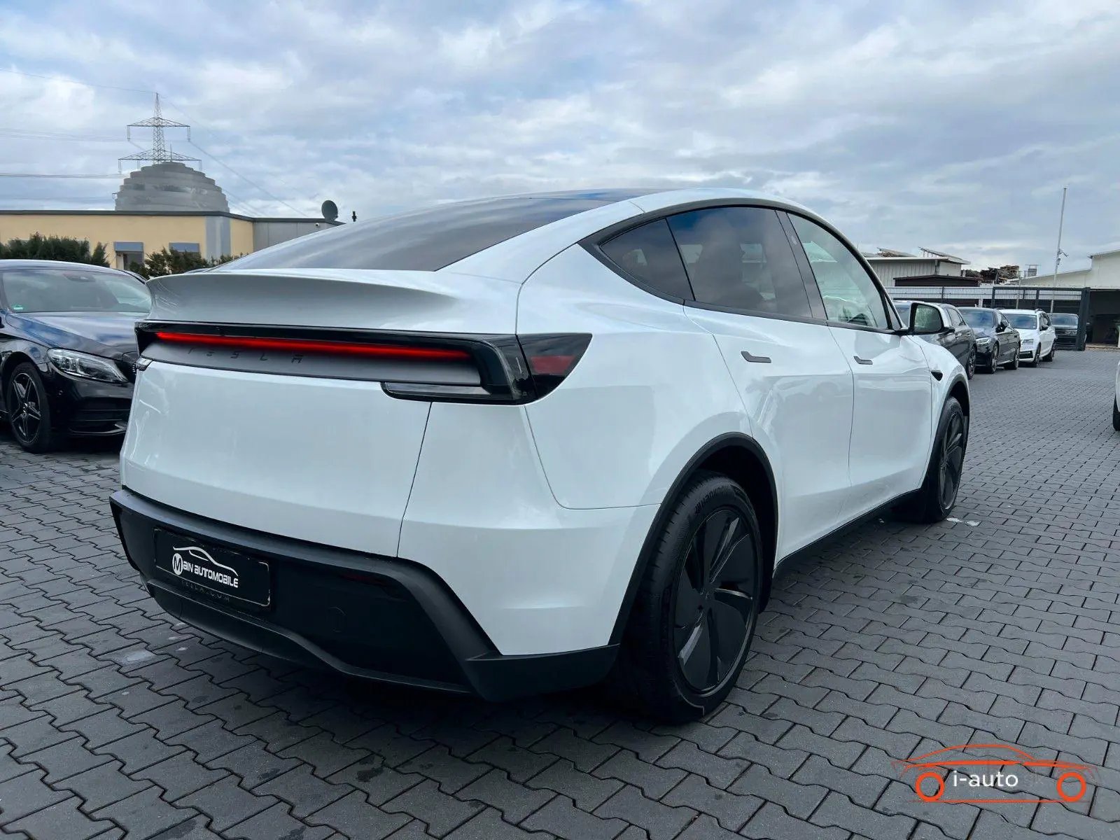 Tesla Model Y 2025 na predaj – fotografia 5