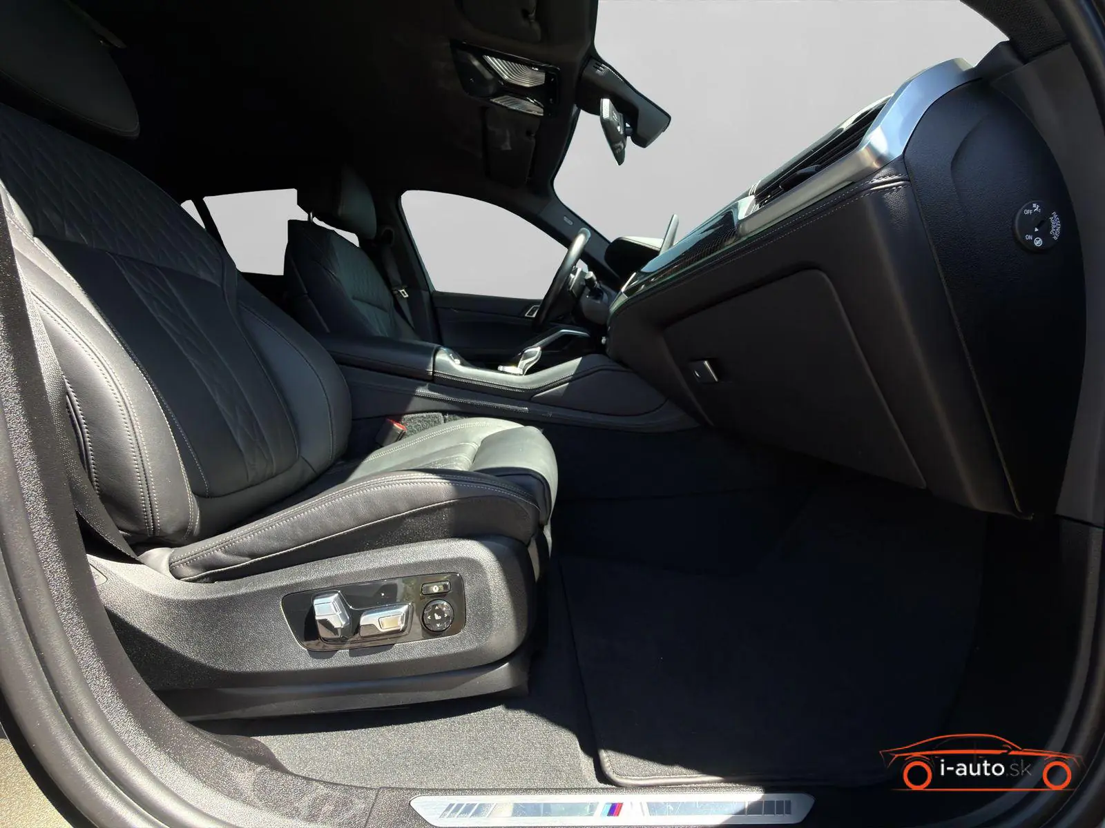 BMW X6 2023 na predaj – fotografia 28