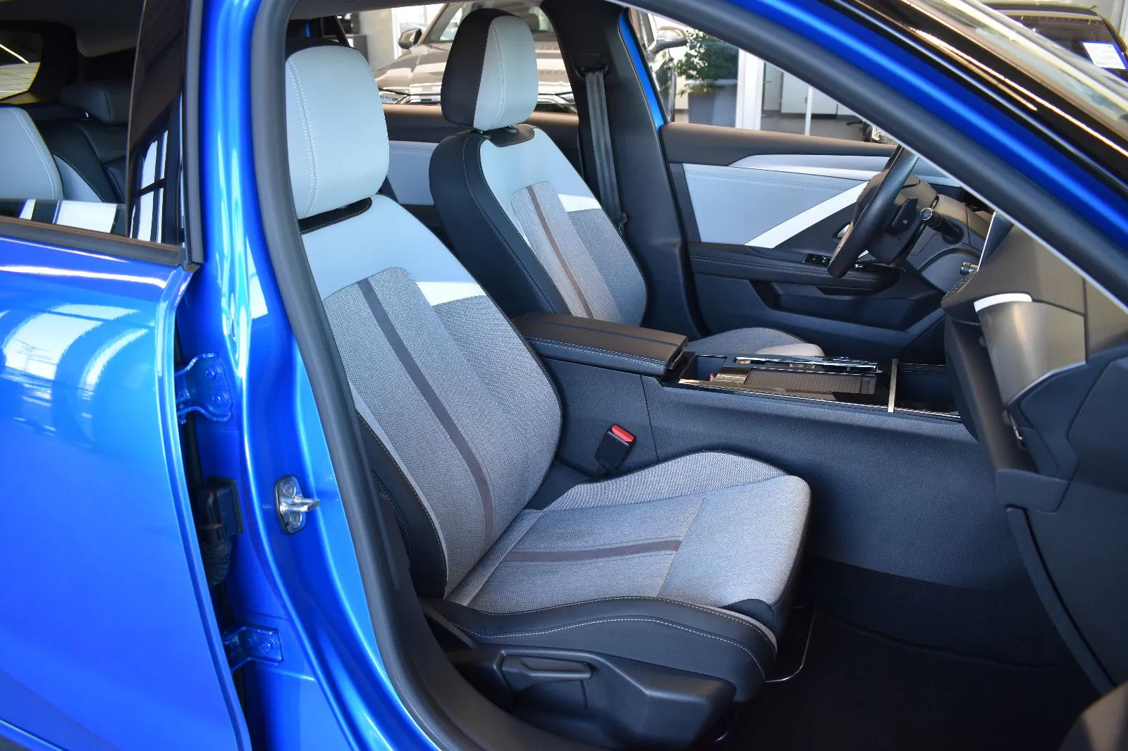 Opel Astra 2024 na predaj – fotografia 8