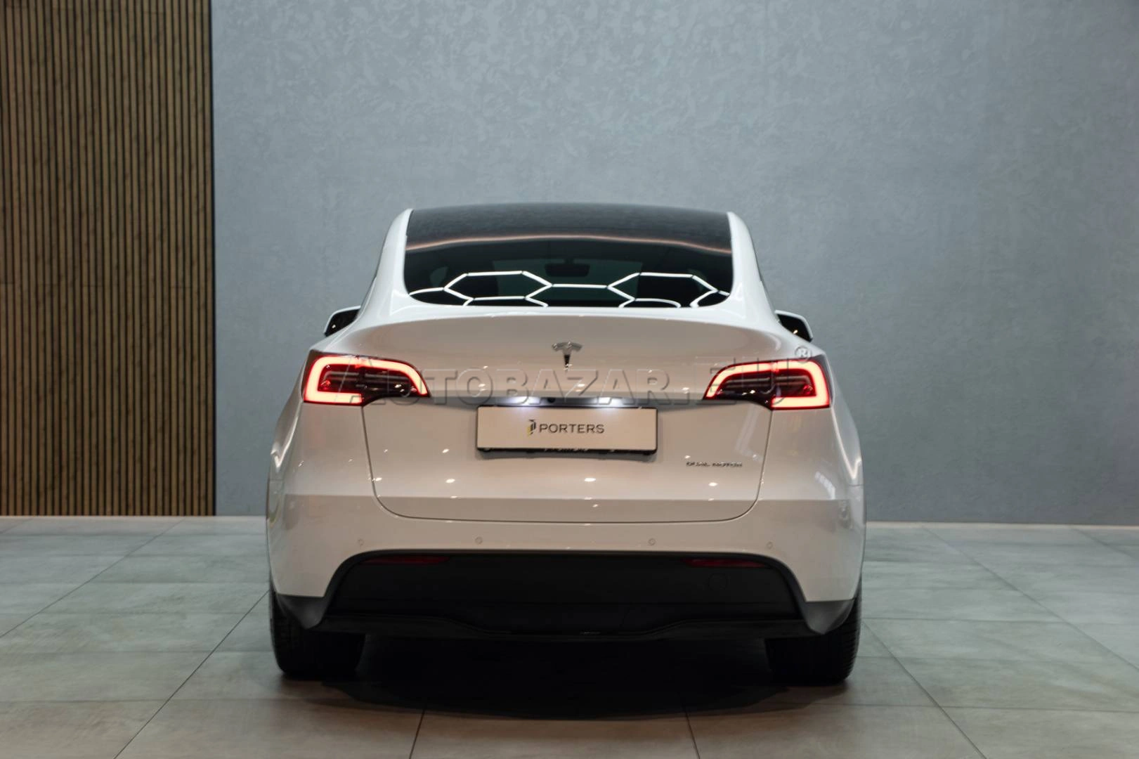 Tesla Model Y Long Range Dual Motor