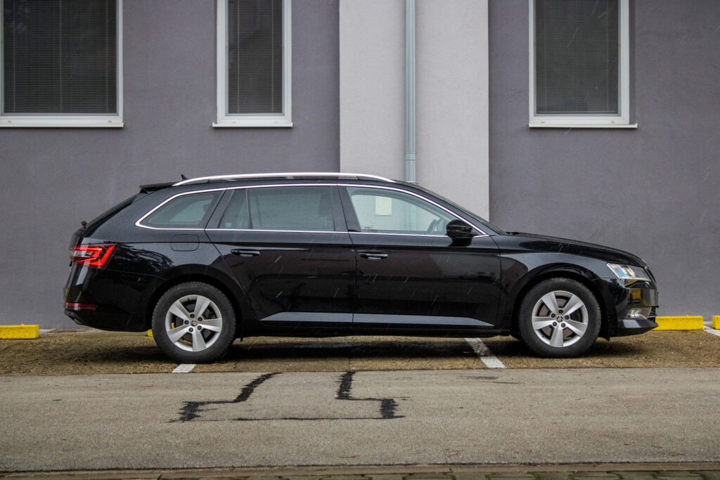 Škoda Superb Combi