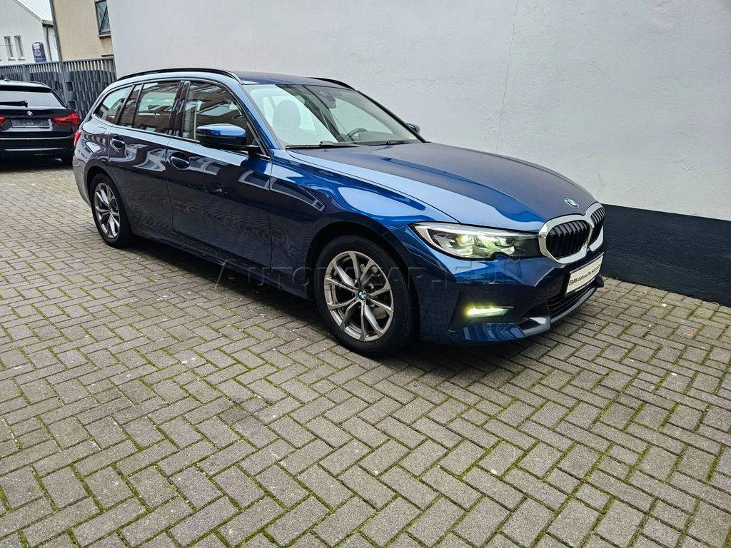 BMW Rad 3 Touring 320d mHEV  A/T