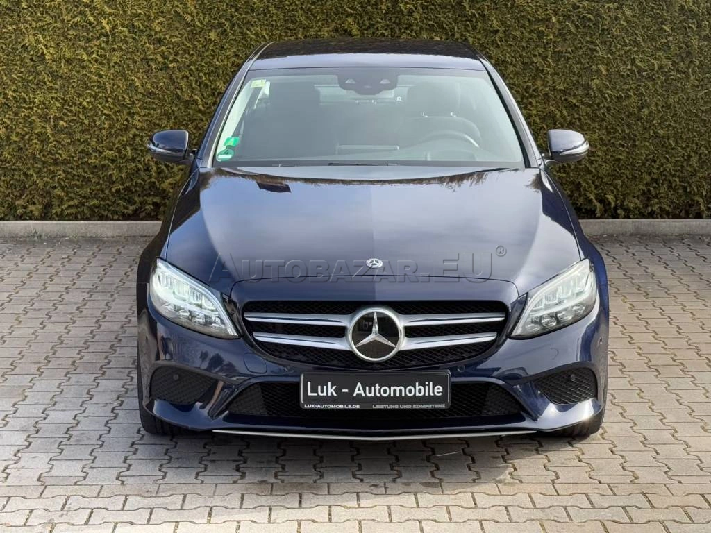 Mercedes-Benz C trieda Sedan 220 d A/T