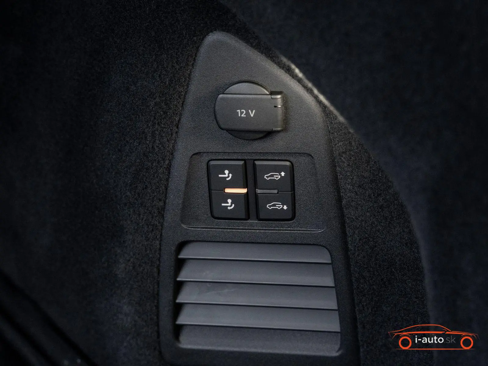 Volkswagen Touareg 2022 na predaj – fotografia 29