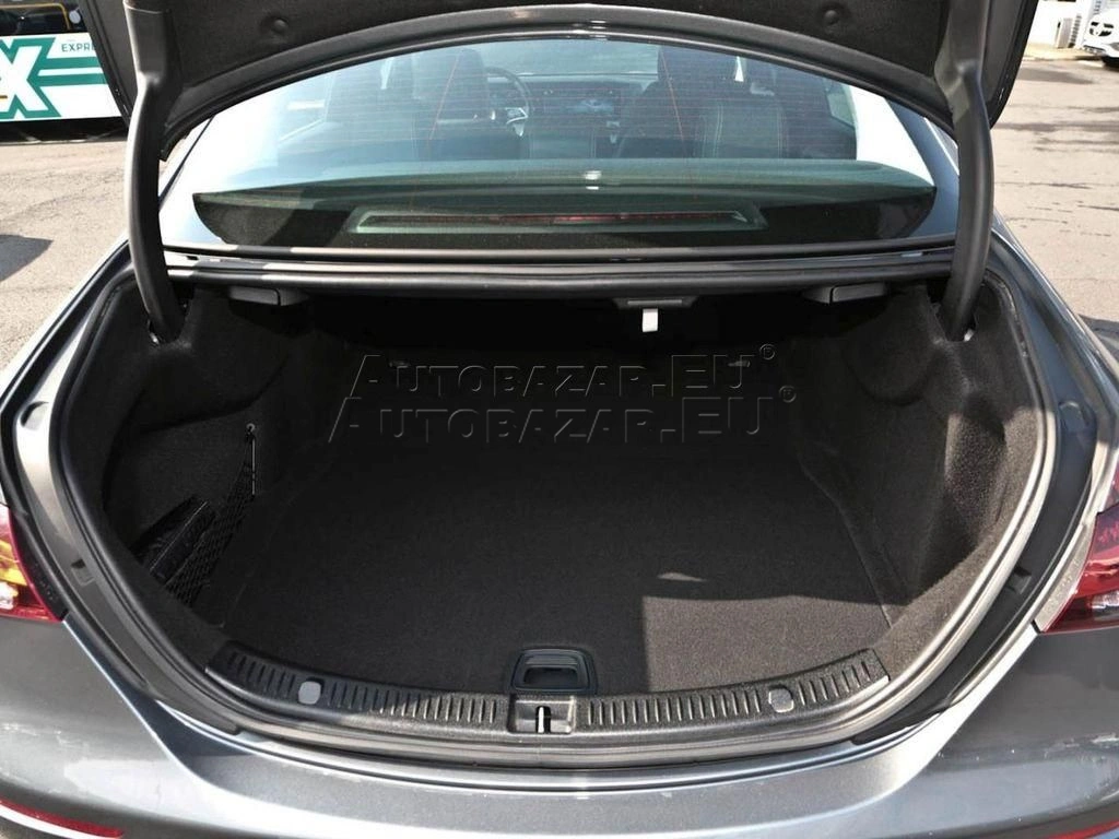 Mercedes E trieda 200 mHEV A/T