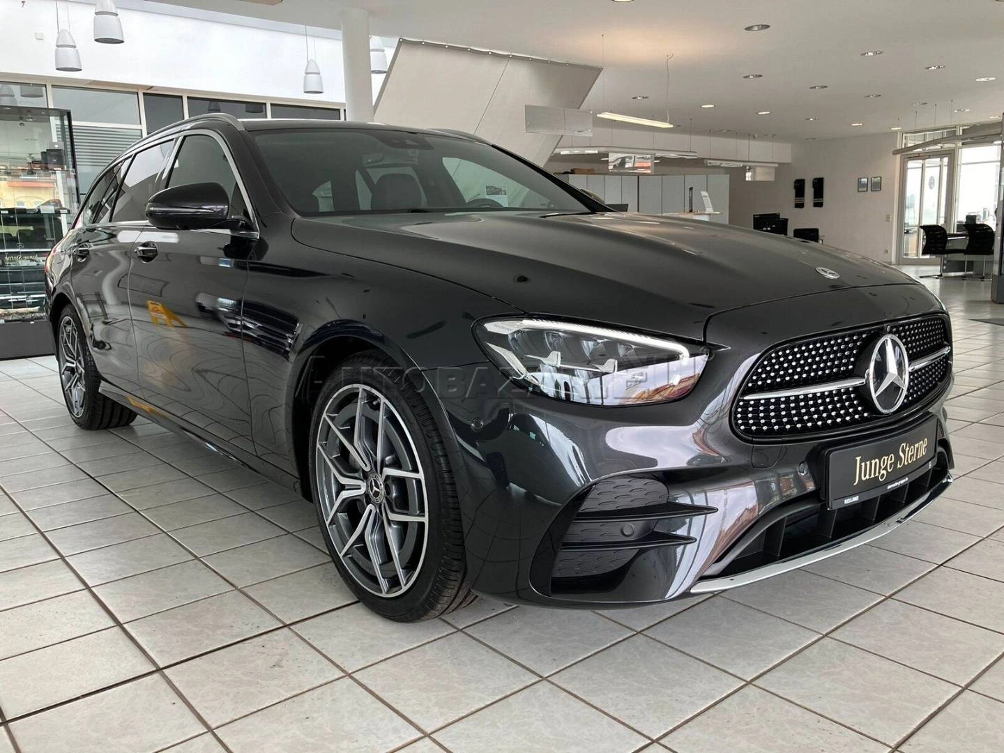 Mercedes-Benz E trieda Kombi 300 d mHEV 4MATIC A/T