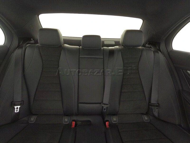 Mercedes-Benz E trieda Sedan 300 d mHEV 4MATIC A/T