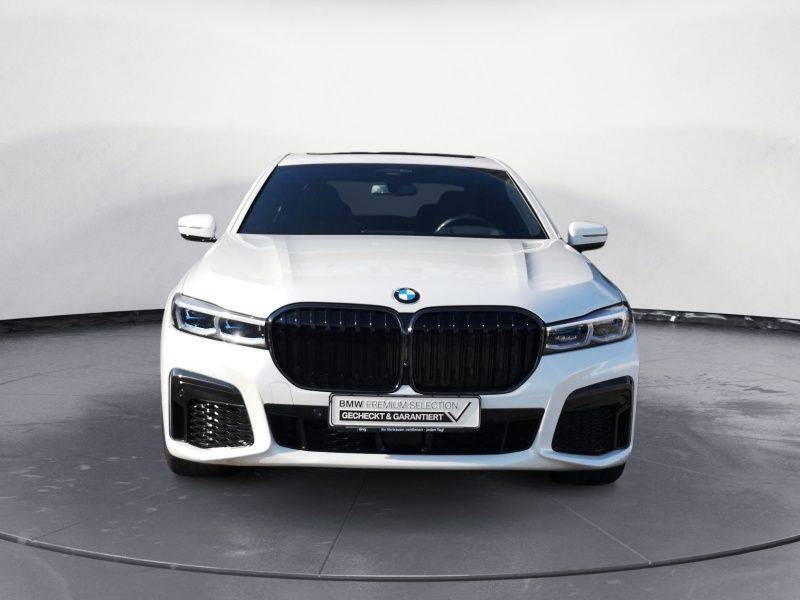 BMW Rad 7 745e A/T