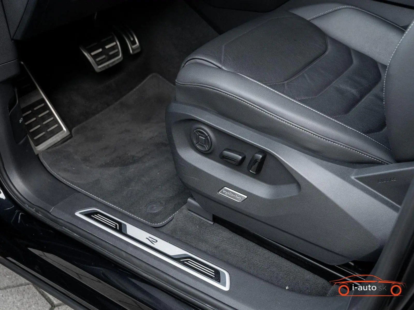 Volkswagen Touareg 2022 na predaj – fotografia 27