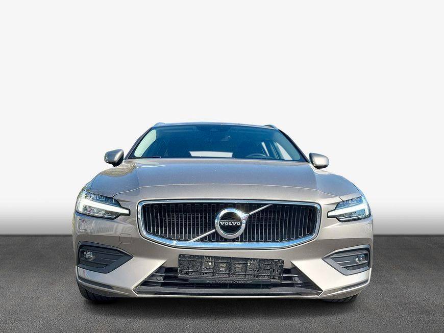 Volvo V60 B4 Momentum Pro A/T