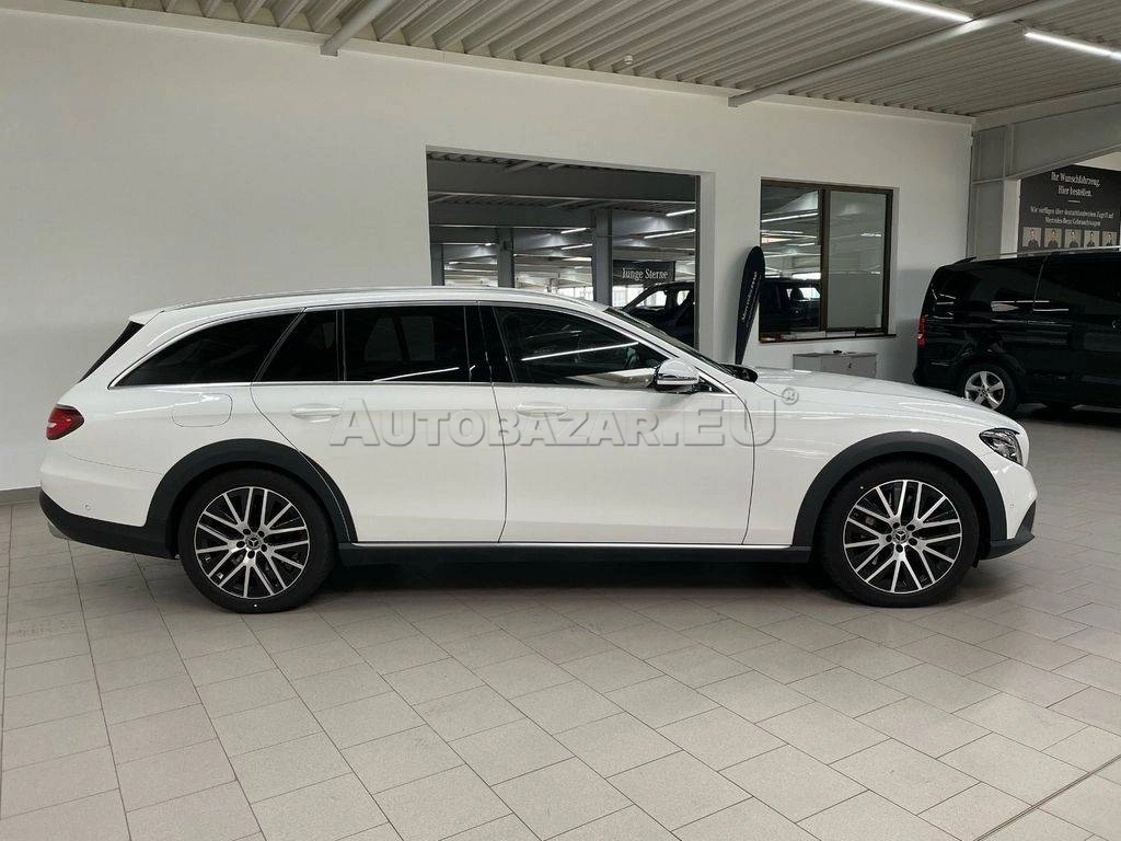 Mercedes-Benz E trieda Kombi 400 d All-Terrrain 4MATIC A/T