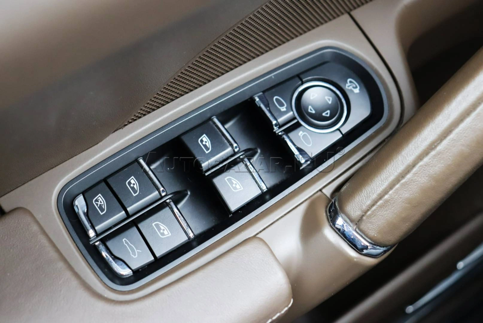 Porsche Cayenne 2010 na predaj – fotografia 30