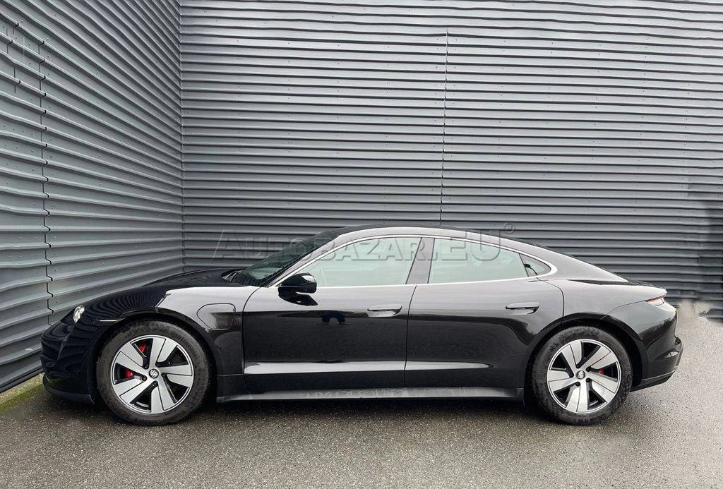 Porsche Taycan 4S