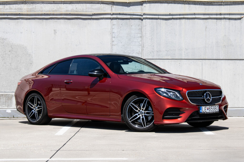 Mercedes-Benz E trieda Coupé