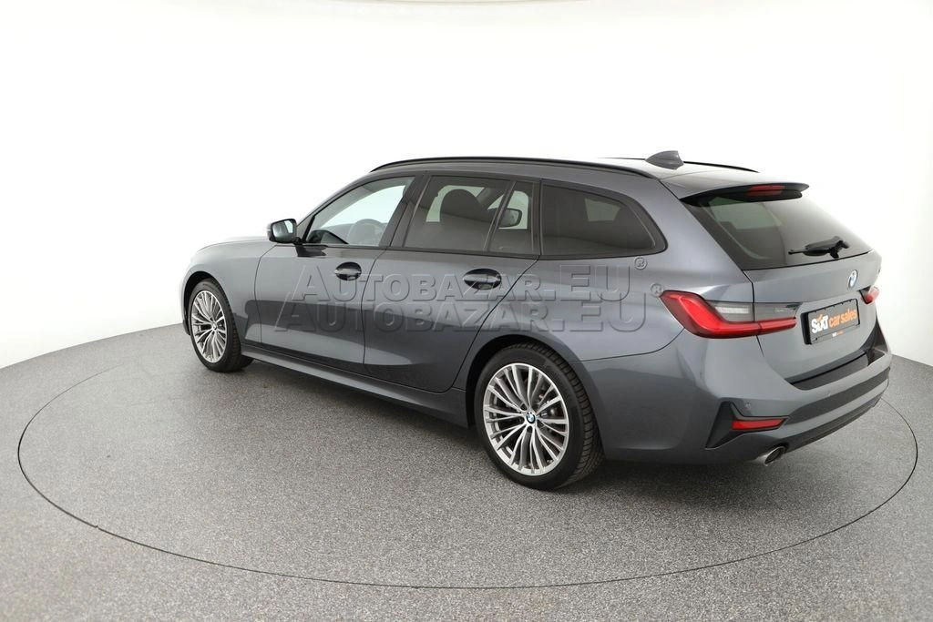 BMW rad 3 Touring 330d Touring mHEV A/T