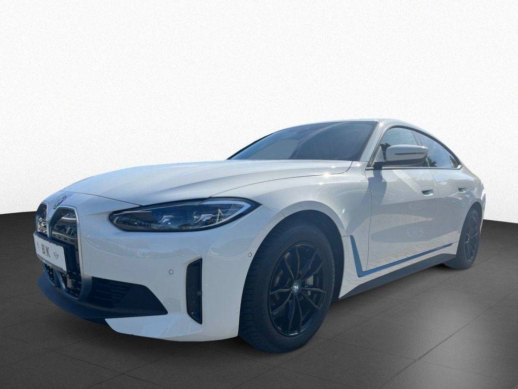 BMW i4 eDrive40