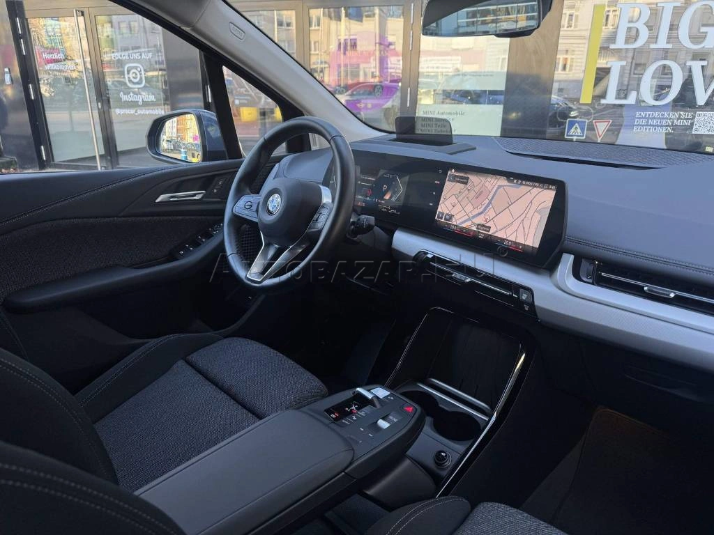 BMW Rad 2 Active Tourer 2   220i mHEV A/T