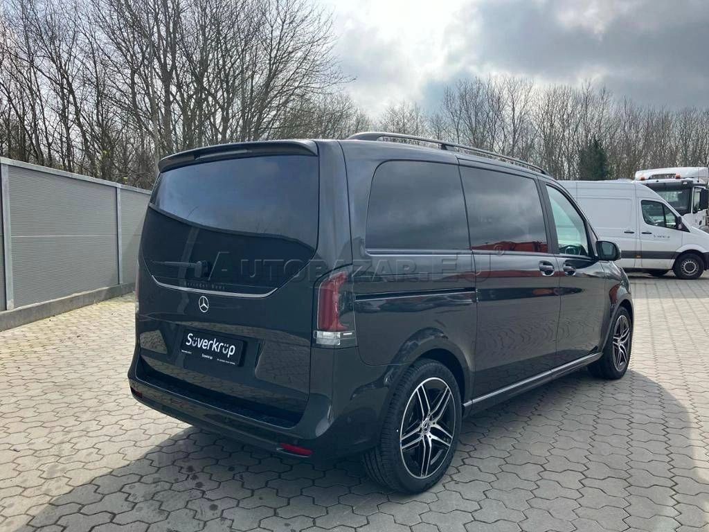 Mercedes-Benz V trieda 300d 4M