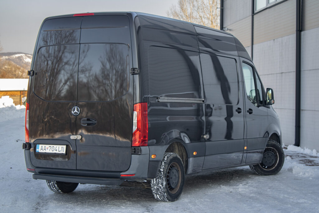 Mercedes-Benz Sprinter