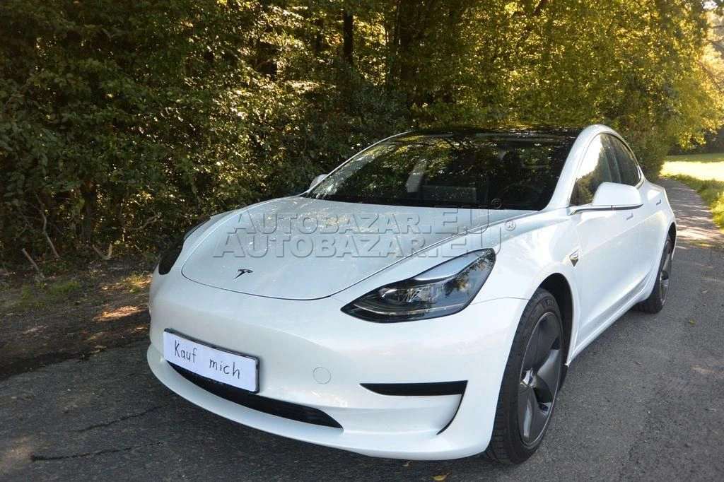 Tesla Model 3 Standard Range Plus 54kWh RWD