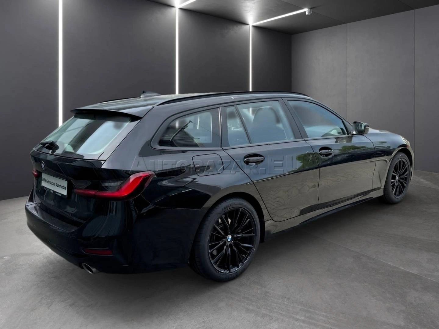 BMW Rad 3 Touring 320i  A/T