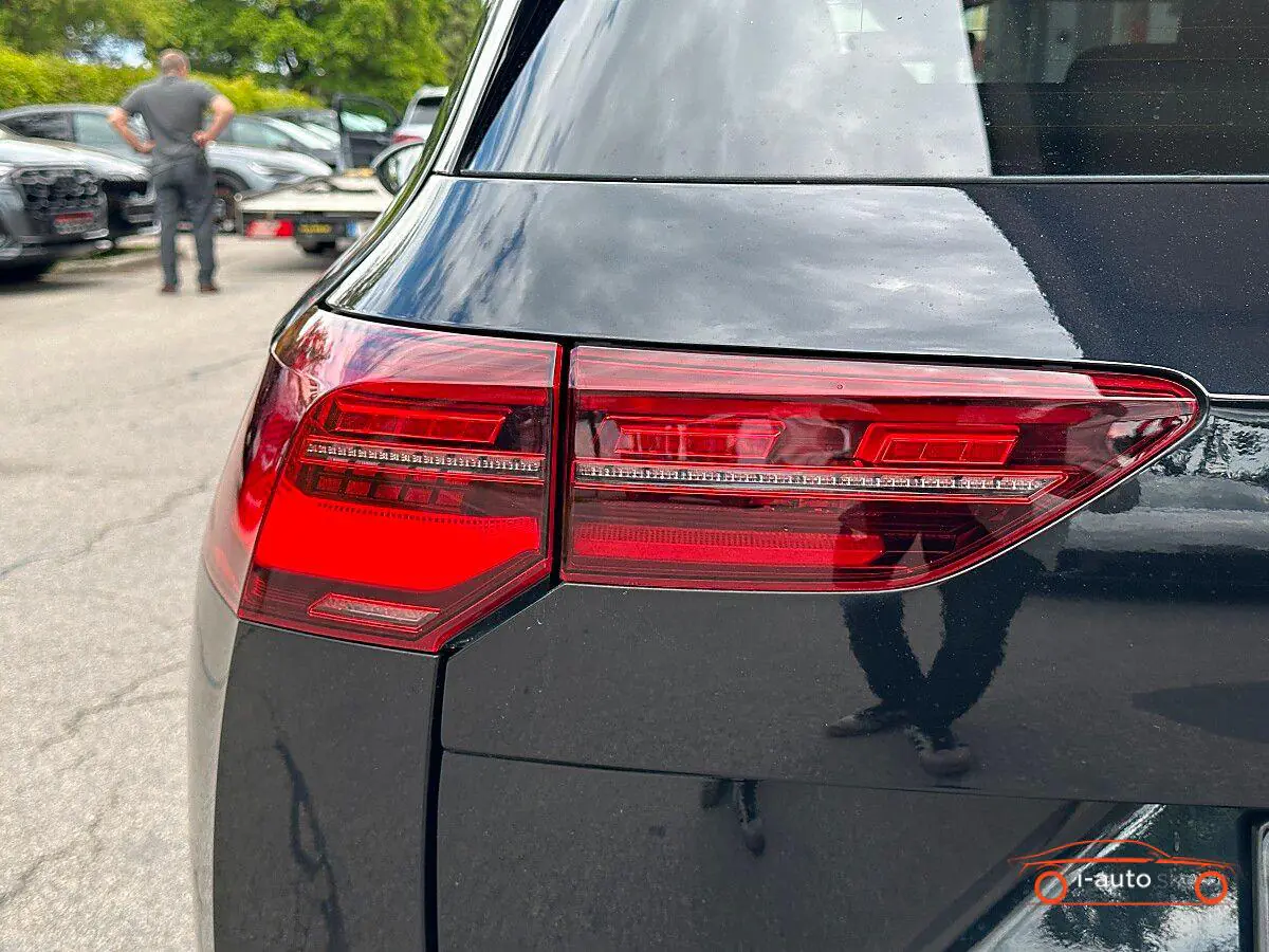 Volkswagen Golf 2022 na predaj – fotografia 11