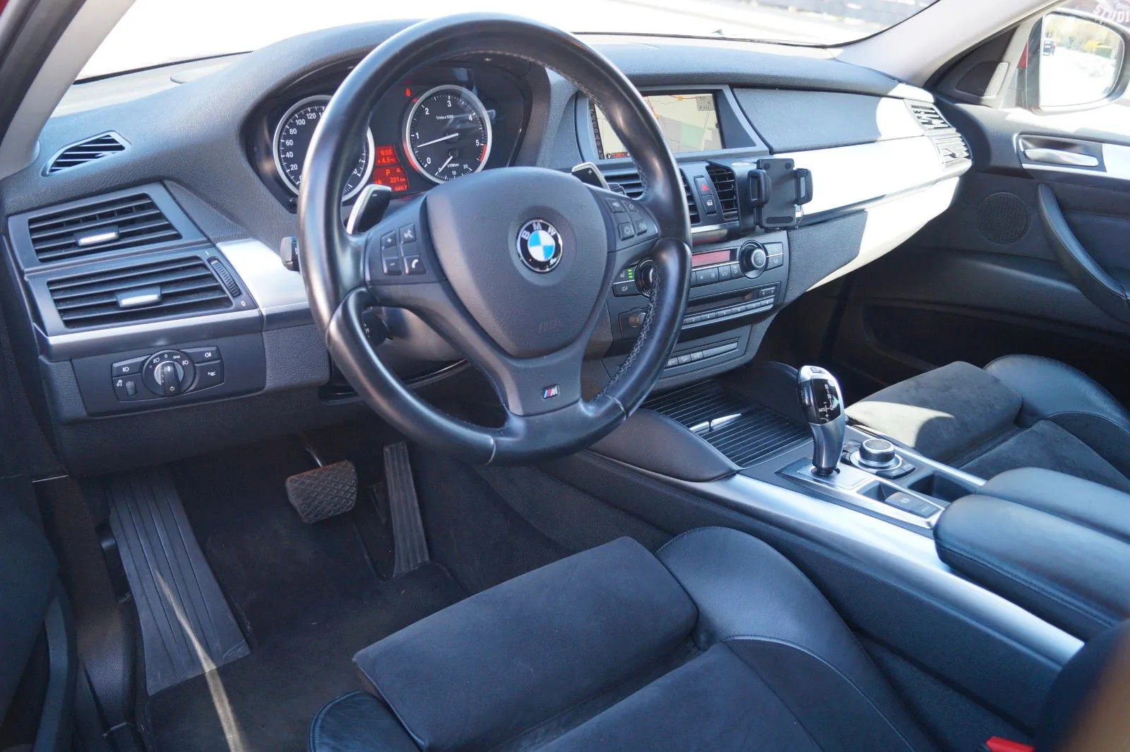 BMW X6 2012 na predaj – fotografia 9